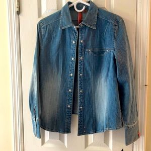 Roperhous blue jean denim jacket.